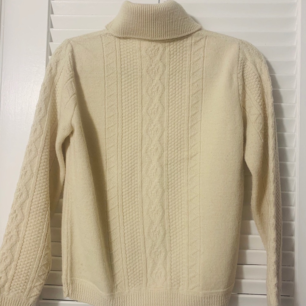 Vintage LL Bean turtleneck - excellent condition!